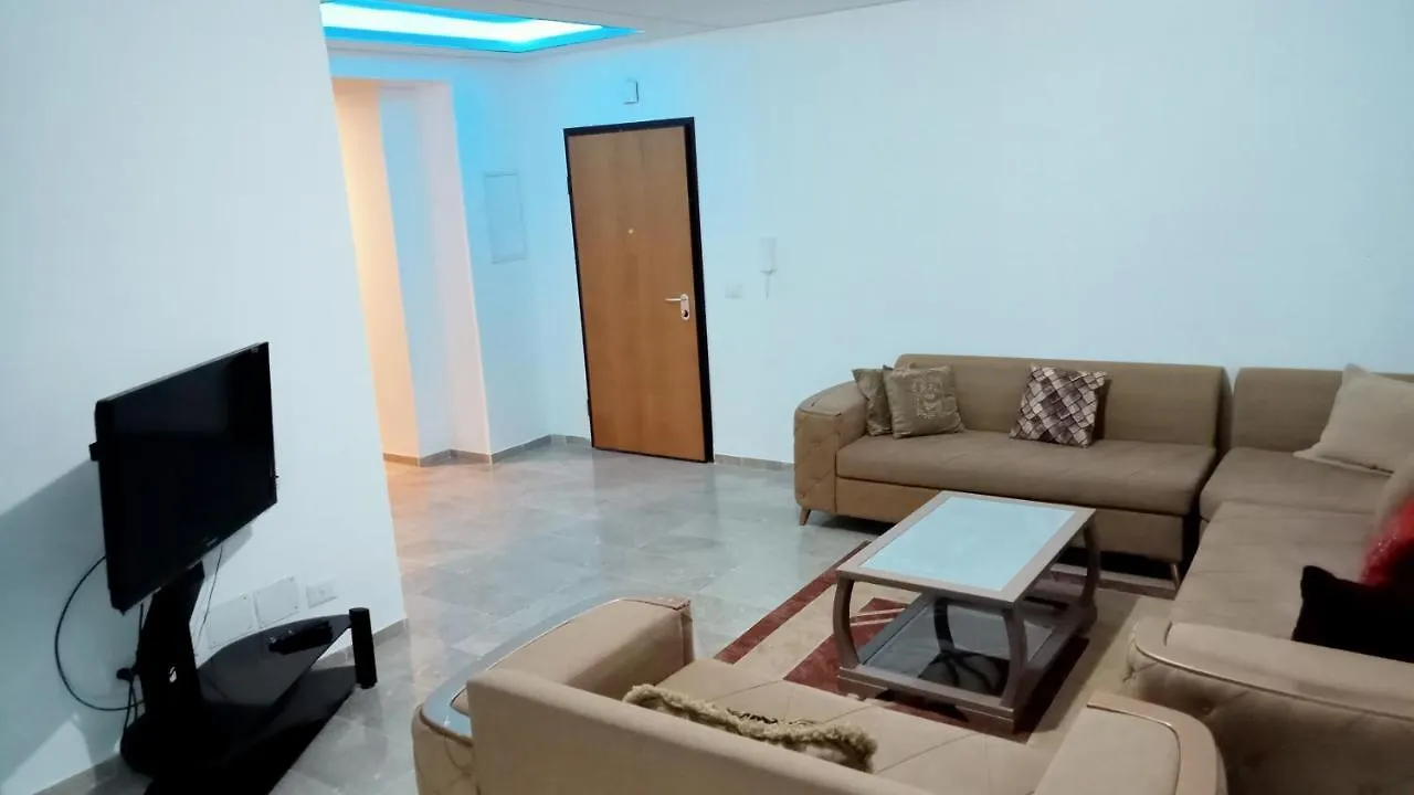 Les Temps Heureux Apartment Tunis